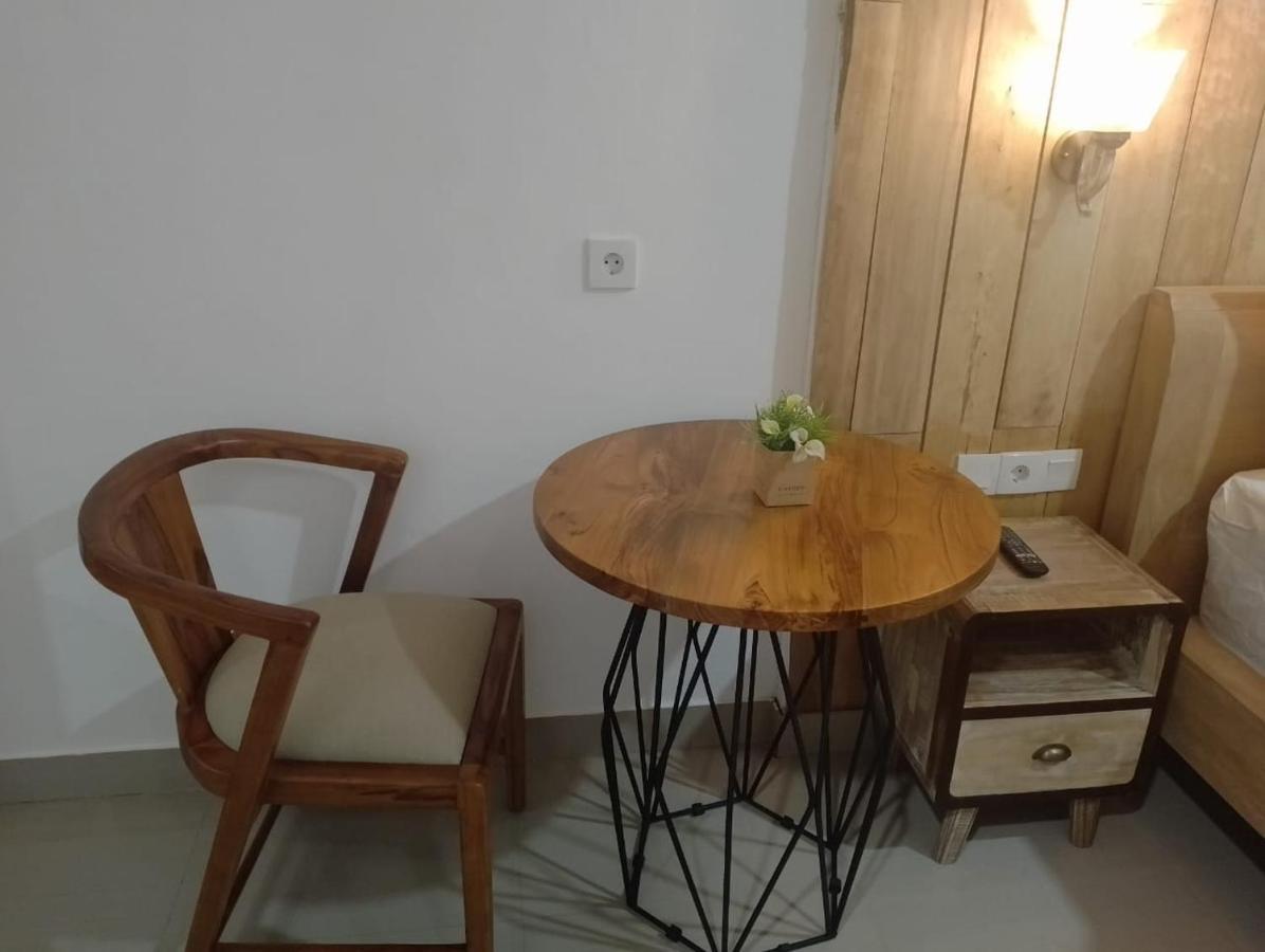 Oki Taru Residence Kuta Lombok Extérieur photo